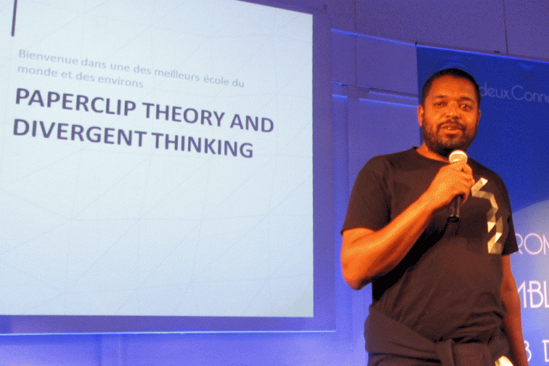 Ecole 42 : « en France, vous n’avez pas le droit de mettre un ingénieur et un marketeur ensemble en cours»