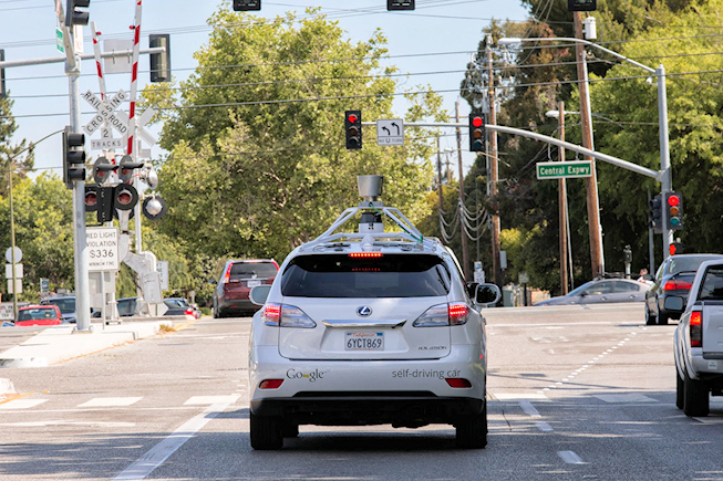 Google revendique de payer les amendes de ses voitures en cas d’erreur de conduite
