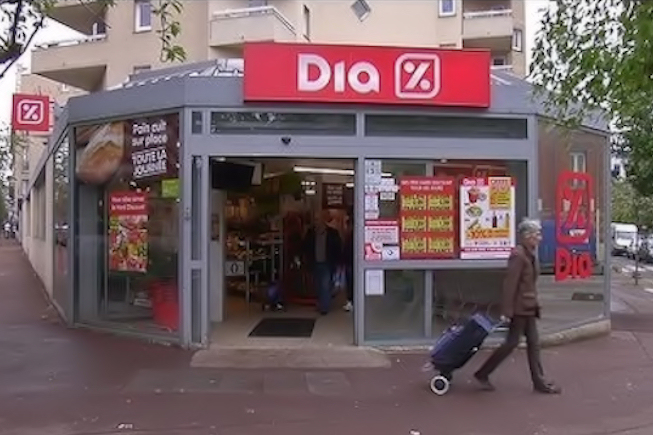 Carrefour rachète les 860 magasins du hard discounter Dia en France