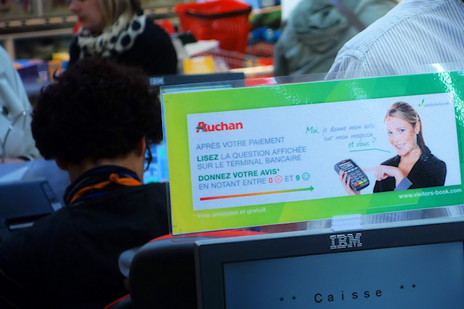 Sondage flash des clients chez Auchan via les terminaux de paiement