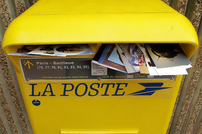 Des mois pour détecter qu’une factrice détournait le courrier