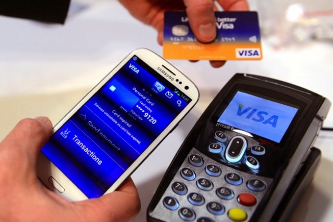 Paiement mobile sans contact : expérimentation de Visa avec quatre grandes banques françaises