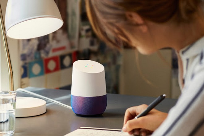 L’Europe accusée de négliger la sécurité des citoyens face aux enceintes vocales américaines