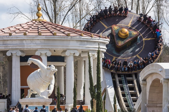 Le Parc Astérix propose un chatbot comme compagnon de ses visiteurs