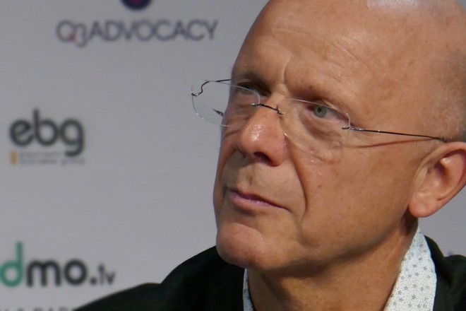 Docteur Hervé Rosay : « le patient est un client »