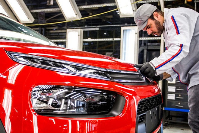 Le groupe Peugeot choisit Telefónica pour une partie de ses réseaux télécoms Data