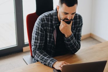 Visibilité sur internet des offres d’assurance : les banquiers en position de force