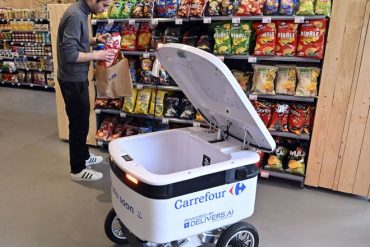 Test par Carrefour Belgique de la livraison par robot