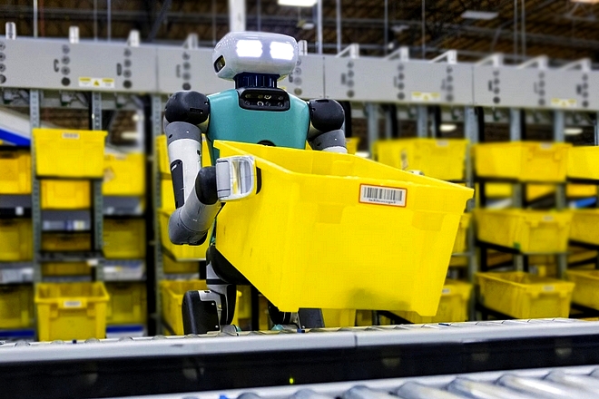 Amazon expérimente des robots de manutention humanoïdes
