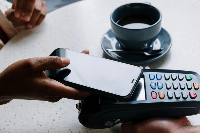 L’Europe consulte sur les propositions d’Apple d’ouvrir le paiement sur l’iPhone