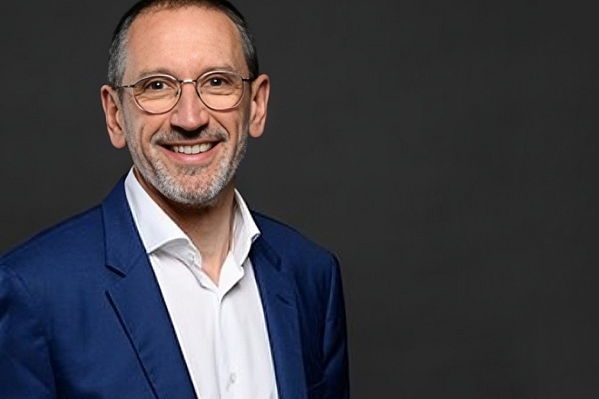 Adecco et Salesforce créent une entreprise pour diffuser les agents IA dans le travail