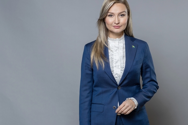 La vice-première ministre suédoise s’excuse pour une fausse citation créée par l’IA