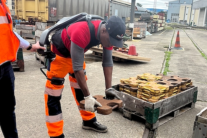 Isor Group, spécialiste de la propreté industrielle, adopte des exosquelettes dopés à l’IA