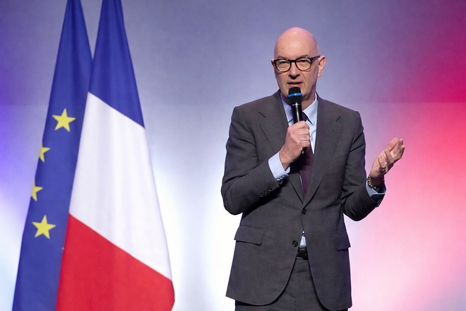 La France, se vit minoritaire en Europe, mise sur deux taxes pour freiner le e-commerce chinois