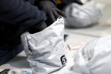 Trop de taxe sur les petits colis hors UE tuera la taxe s’inquiète le e-commerce français