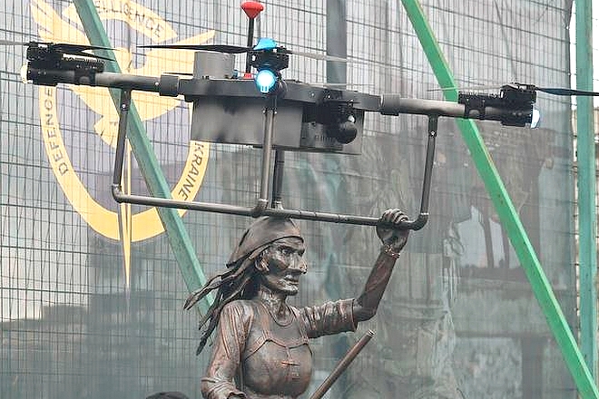 Un drone devient un monument illustrant la rupture tech dans la guerre Ukraine Russie