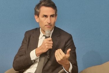 3 ans d’autorisations administratives pour construire un Data Center, se désole le DG d’Iliad